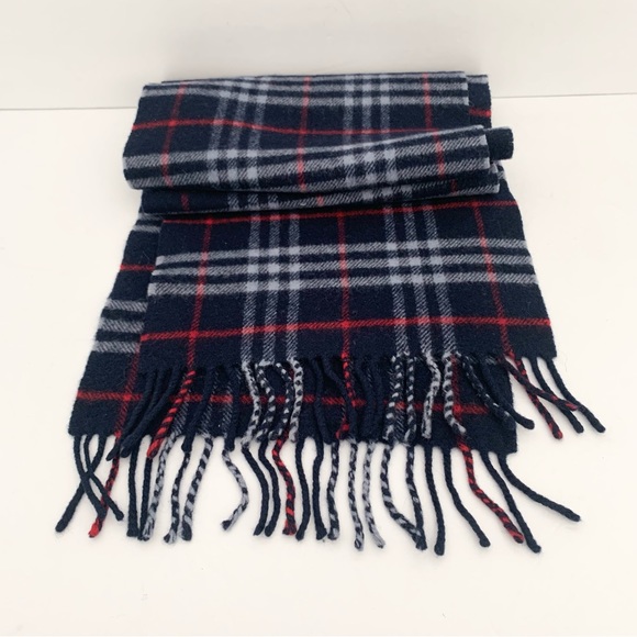 Burberry Lambswool Scarf - Picture 2 of 4